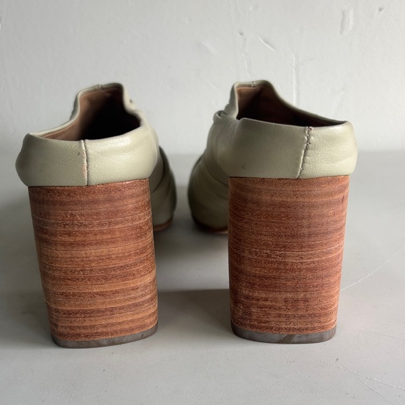 Chic Cream Leather ruched Mules with wooden block heel - Picture 5 of 6